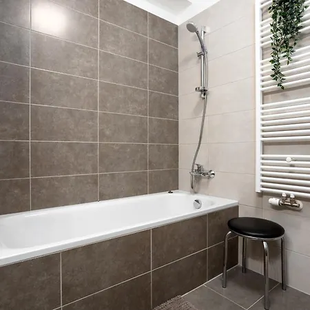 Atriumresidences With Freeparking, Ac, Balcony And Wi-fi * 부다페스트