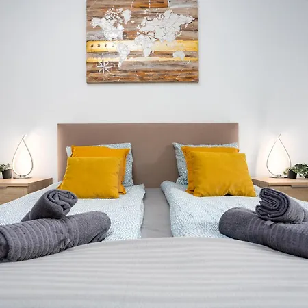 Atriumresidences With Freeparking, Ac, Balcony And Wi-fi 아파트 *