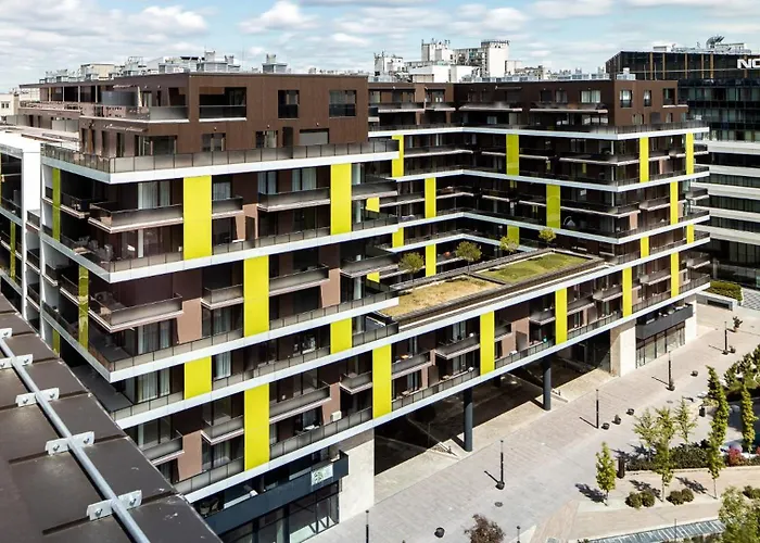 Atriumresidences With Freeparking, Ac, Balcony And Wi-fi Lejlighed