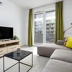 Apartament Atriumresidences With Freeparking, Ac, Balcony And Wi-fi