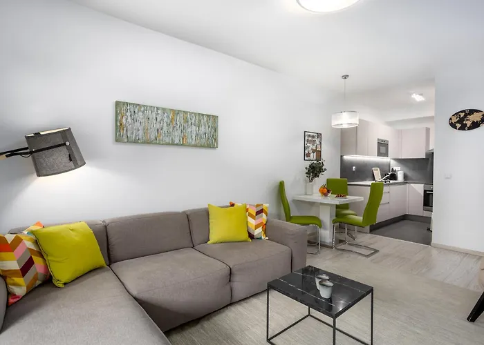 Atriumresidences With Freeparking, Ac, Balcony And Wi-fi Apartman