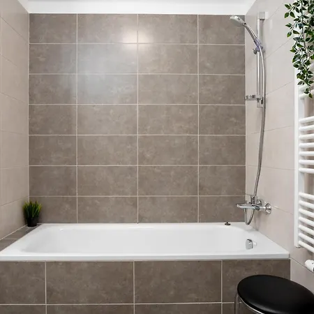 Apartment Luxury Atrium Residences *