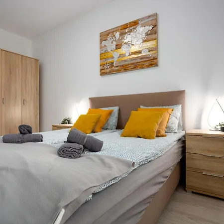 Atriumresidences With Freeparking, Ac, Balcony And Wi-fi Apartment *